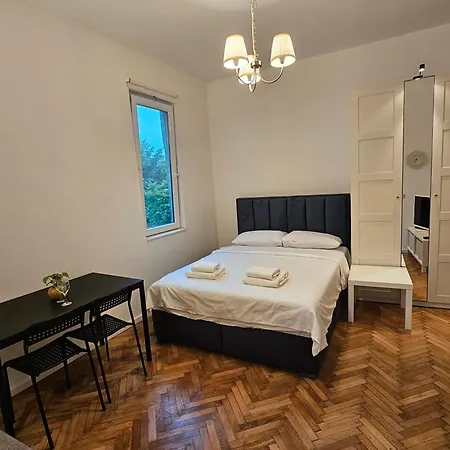 Urban Apartment
